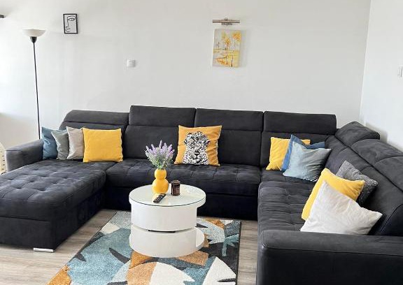 Gradiska Apartment | Top-Rated Bajka Centar: Family-Friendly Comfort Awaits