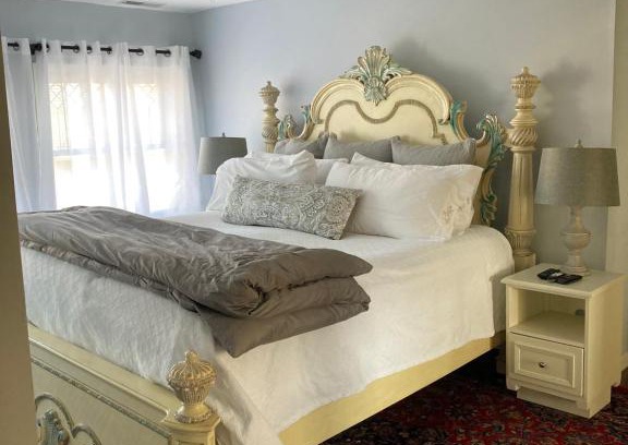 Bluefield Hotel | Discover Baker's Hill Inn: 5-Star Family-Friendly Retreat