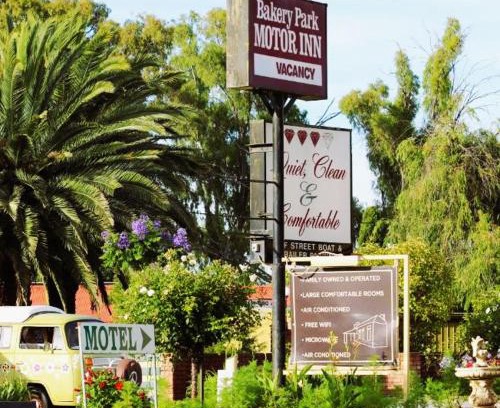 Tocumwal Hotel | Guest Rated: Bakery Park Motor Inn with Family-Friendly Amenities