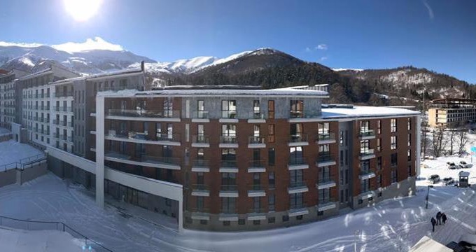 Bakuriani Apartment | Bakuriani Deluxe Apartment with Pool & Breakfast Included