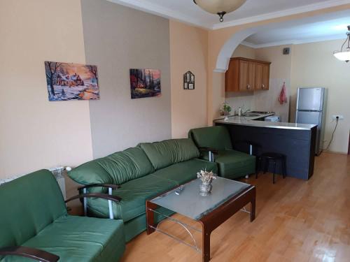 Bakuriani Apartment | Bakuriani-Otin: Guest Rated 10/10 with Pool & Hot Tub