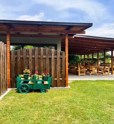 Karuc House | Pet-Friendly Balabani Local Stay with Breakfast & Dining