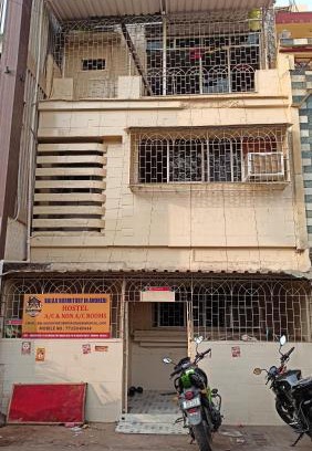 Versova Hostel | Balaji Guest House Andheri West