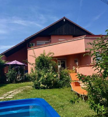 Balatonalmadi Apartment | Discover Balatonalmádi Apartmanház with Cozy Amenities