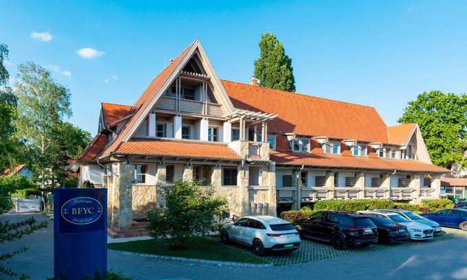 Balatonkenese Hotel | Seaside Bliss at Balatonfői Yacht Club - Guest Rated 9/10