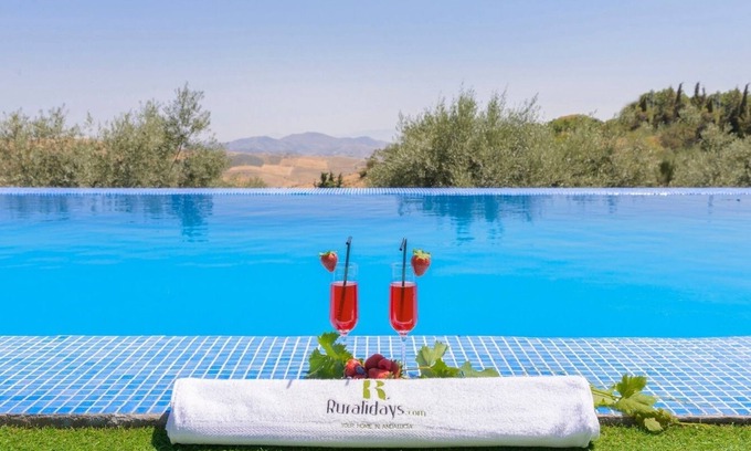 Antequera Villa | Experience Balcón del Torcal Antequera - Perfect for Families