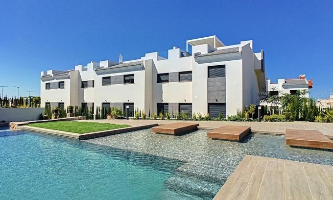 Torrevieja Apartment | Family-Friendly Stay at Balcon de la Laguna 12, Rated 10/10