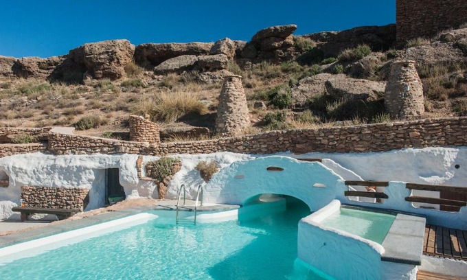 Los Balcones Hotel | Oceanfront Oasis at Balcones de Piedad with Pool Access