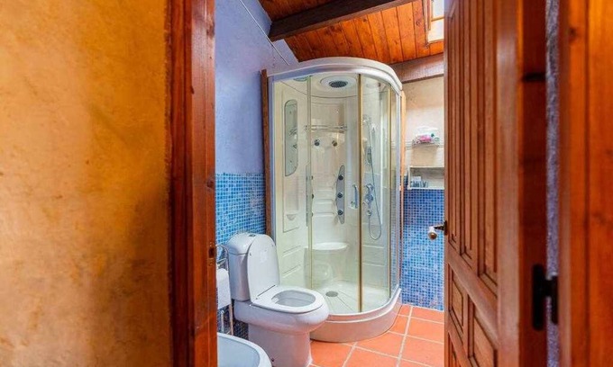 La Cuevarruz Apartment | Indulge in Balconet - Superior Double Apartment Experience