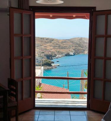 Vari Apartment | Family-Friendly Stay at Chez Nicolas for Memorable Getaways