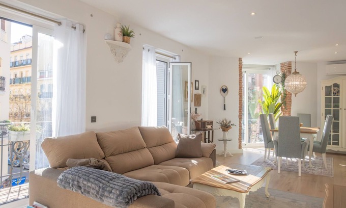 Chamberi Apartment | Balcony of Wonders in Madrid