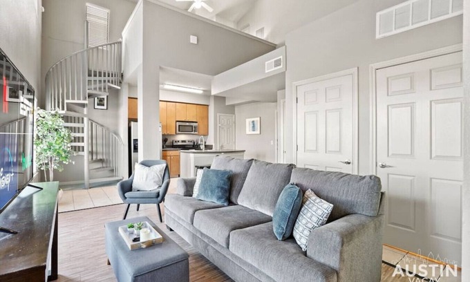 West Campus Apartment | Skyline View with Spiral Staircase Near UT – Guest Favorite!