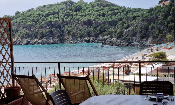 Fetovaia Apartment | Oceanfront Apartment Orchidea with Breathtaking Sea Views