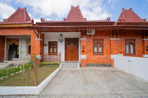 Ngemplak House | Bale Ayem Prambanan Homestay Jogja