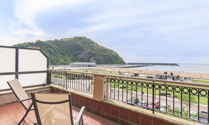Orio Apartment | Relax at Balea Dúplex - 4-Star Family-Friendly Retreat