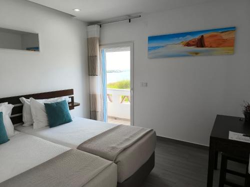 Baleal Bed & Breakfast | Oceanfront Baleal 4 Surf II: Rated 8.7 with Breakfast Included