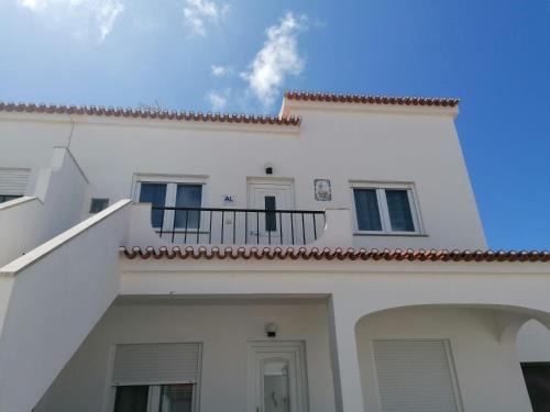 Baleal House | Oceanfront Baleal Atlantic View House - Rated 9.6/10