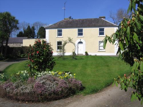 Brittas Bay Bed & Breakfast | Guest Rated 10/10 at Ballinclea House Bed and Breakfast
