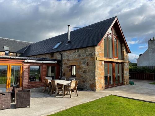 Dornoch House | Discover Balloan Steading East: 4-Star, Pet-Friendly Retreat