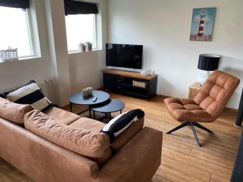 Ballum Apartment | Pet-Friendly Ballumerhoeve Fleuri Lodge - Rated 9/10 by Guests