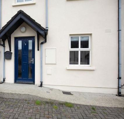 Ballyhack House | Pet-Friendly Ballyhack by the Sea with Breakfast Included