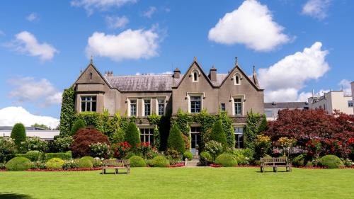 Ballymascanlan Hotel | Explore Ballymascanlon Hotel & Golf Resort with Ocean Views