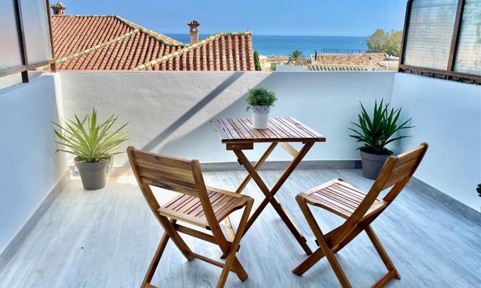 Pedregalejo Apartment | Modern Studio in Pedregalejo – Just 400 Meters to Beach