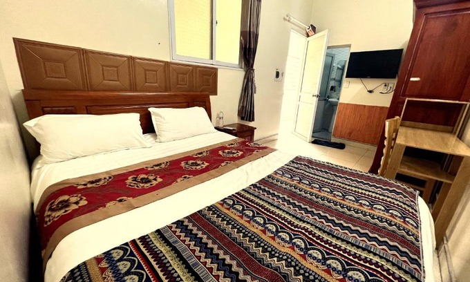 Ha Giang Hotel | Comfortable Stay at Balo Ha Giang with Family-Friendly Amenities