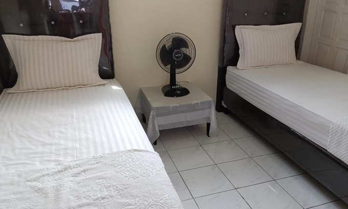 Bukittinggi House | Comfortable Balqis Homestay Syariah II with Breakfast Included