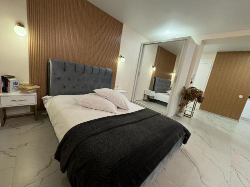 Klaipeda Apartment | Discover Baltic Avenue: Child-Friendly and Guest Rated 9.9
