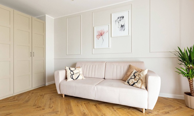 Siedlce Apartment | Baltic White Pearl Studio with Garden