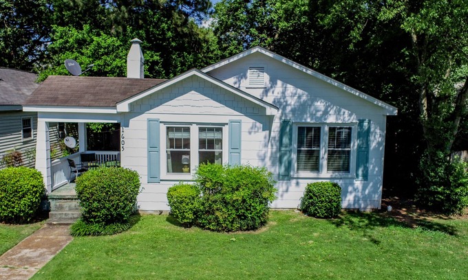 Forest Lake House | Top-Rated Bama Bungalow: Ideal for Football Season & More!