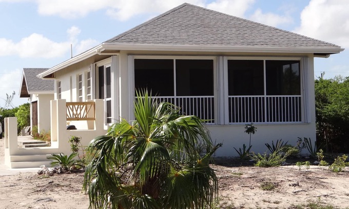 Bambarra House | Bambarra Sands Cottage: Beachfront Retreat with Pool & Spa