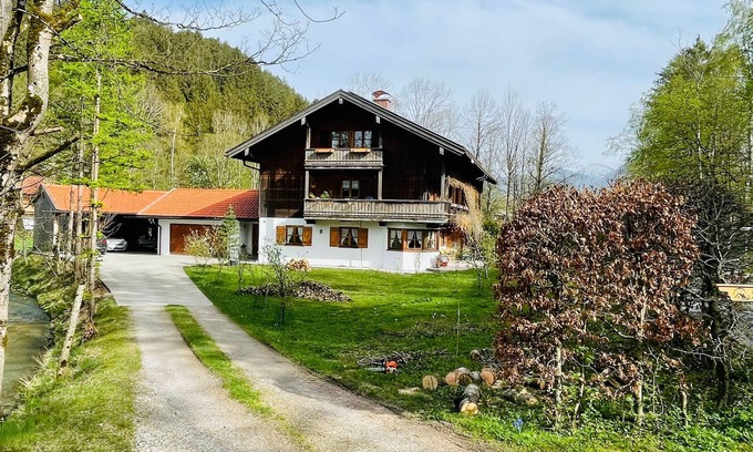 Fischbachau Apartment | Perfect Family Retreat at Bamberger Monika - Zuhause am Bach