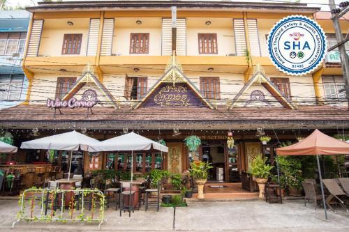 Trang Hotel | Relax at Ban Ao Thong: Breakfast & Family-Friendly Retreat