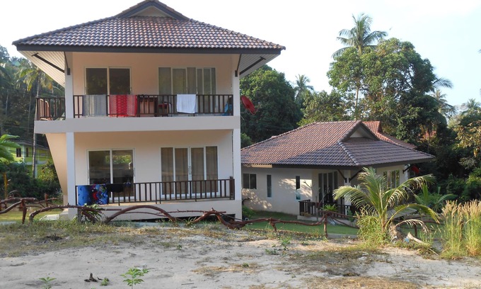 Haad Pleayleam House | Budget-Friendly Retreat at Ban Sabai 2 - Koh Phangan