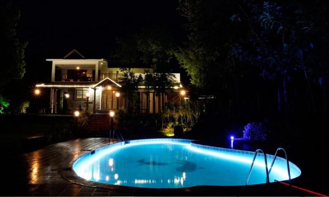 Bidadi House | Discover Bana The Wild Waters: Pet Friendly & Pool Access