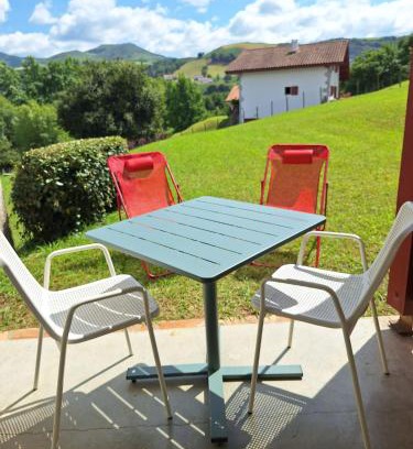 Souraide Apartment | Relax at BANCA: Poolside Retreat with Mountain Views