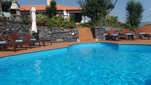 Calheta House | Beachfront Bliss at Banda Do Sol Self Catering Cottages