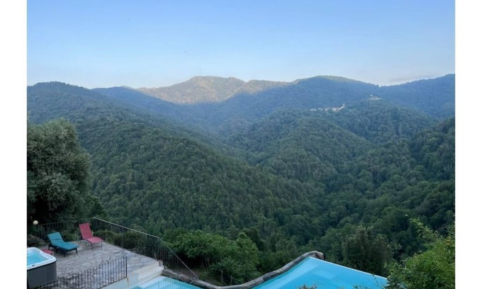 Carcheto-Brustico Apartment | Discover Bandit's Lair: Ocean View with Hot Tub & Spa