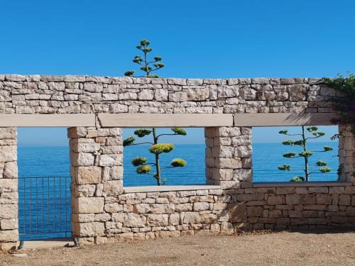 Bisceglie Villa | Discover Puglia Villa Banfi: Oceanfront Retreat with Pets Welcome