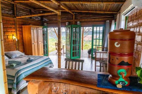 Alto Paraiso de Goias House | Inspiring Bangalô Ametista View - Family-Friendly Retreat