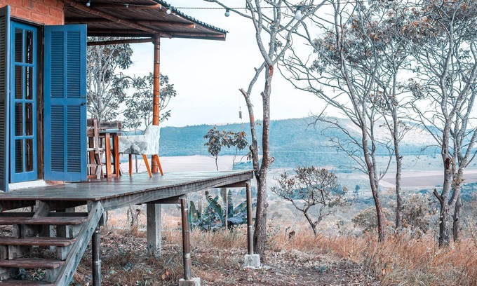 Alto Paraiso de Goias House | Bangalô Ametista: Ocean View with Spa & Family-Friendly Perks