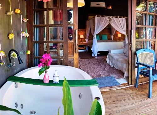 Bexiga Cabin | Pet-Friendly Chalé Windsul Ilhabela: Ideal Family Retreat