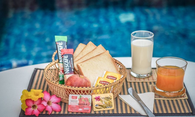 Bang Sare Villa | Experience Bliss at Bangsarin Christina Pool Villa