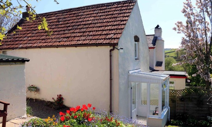 Bideford House | Cozy Cottage: Perfect for Families and Pets, Rated 9/10