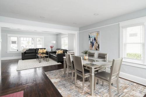 Bankers Hill Apartment | Elegant Bankers Hill Home Close to Airport and Family-Friendly