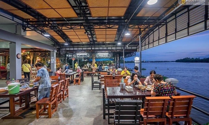 Chachoengsao Hotel | Bannaituek