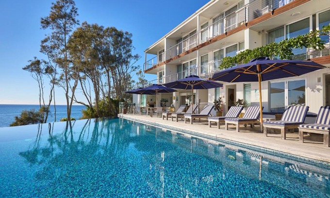 Mollymook Beach Hotel | Unforgettable Oceanfront Escape at Bannisters by the Sea