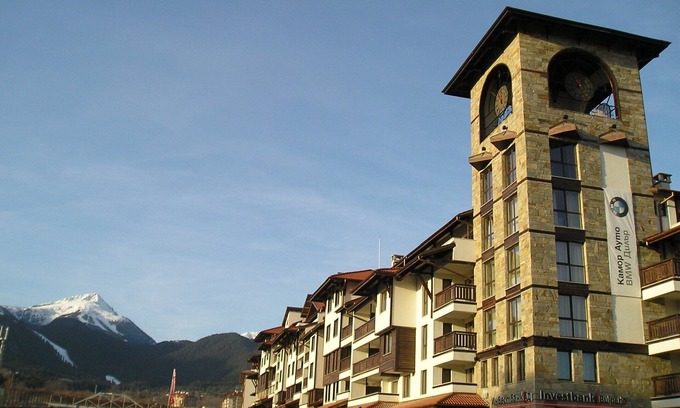 Old Town Apartment | Convenient Bansko Royal Towers: Steps from the Gondola